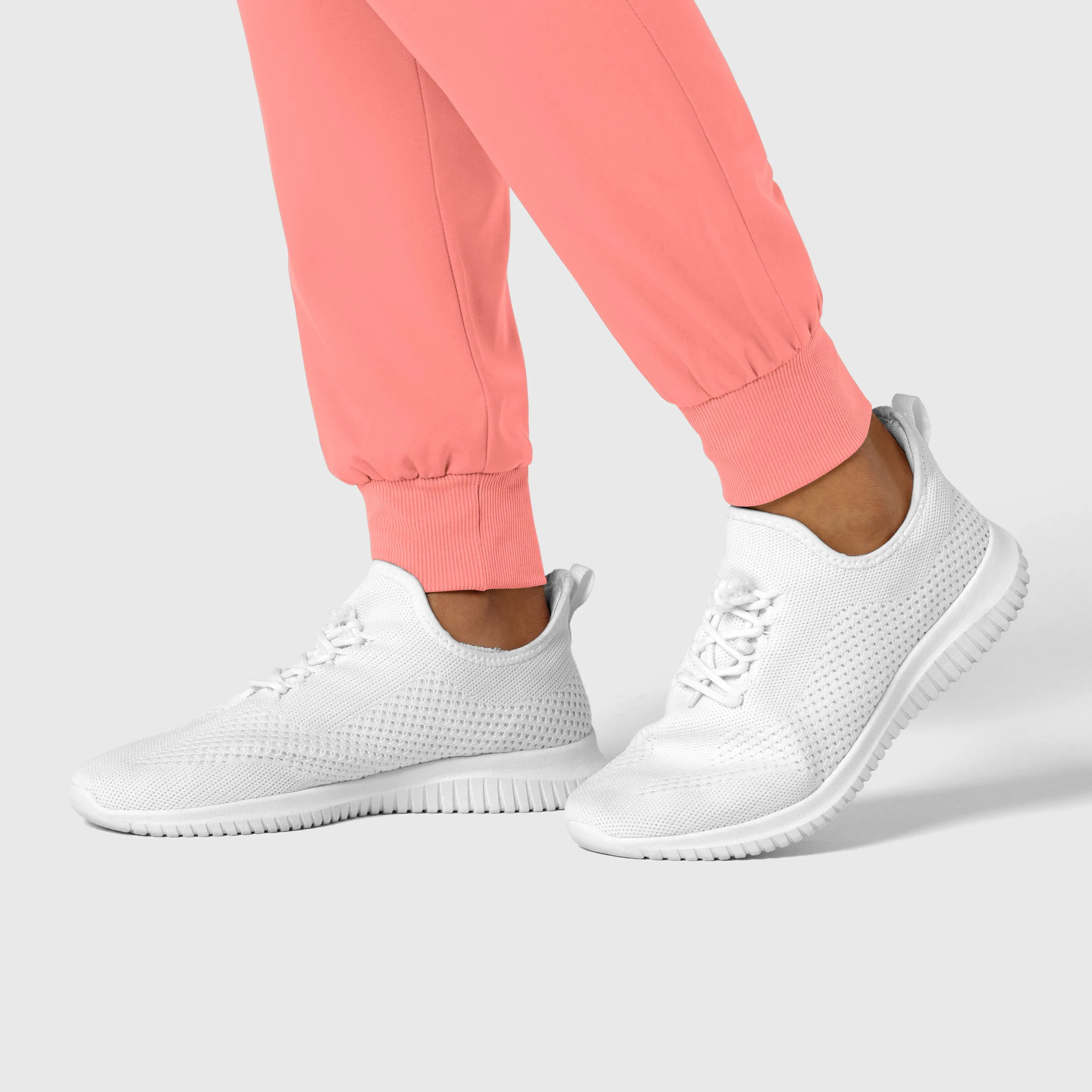 Boundless Women's Jogger Scrub Pant - Paradise Pink