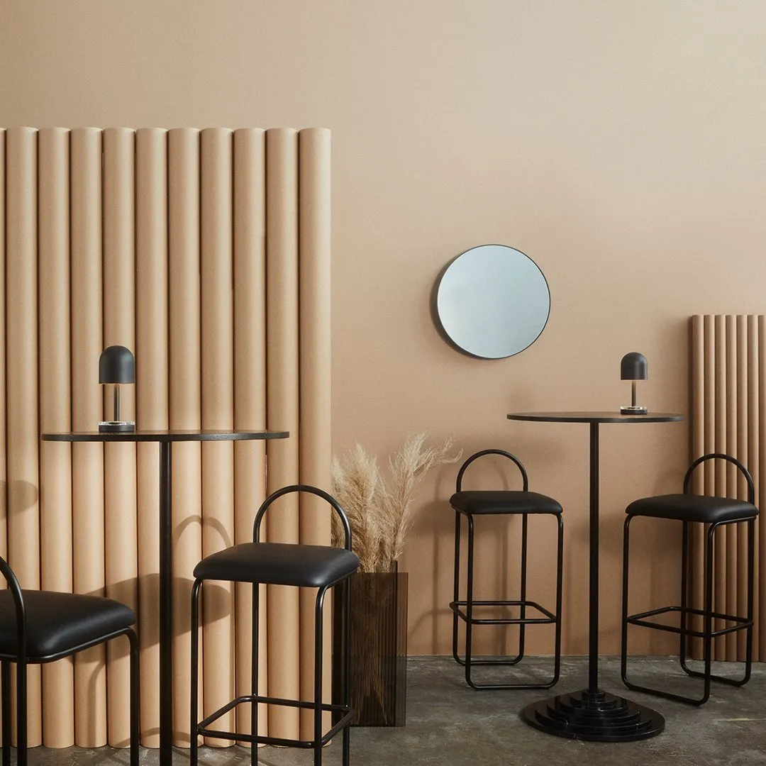 Circum Mirror