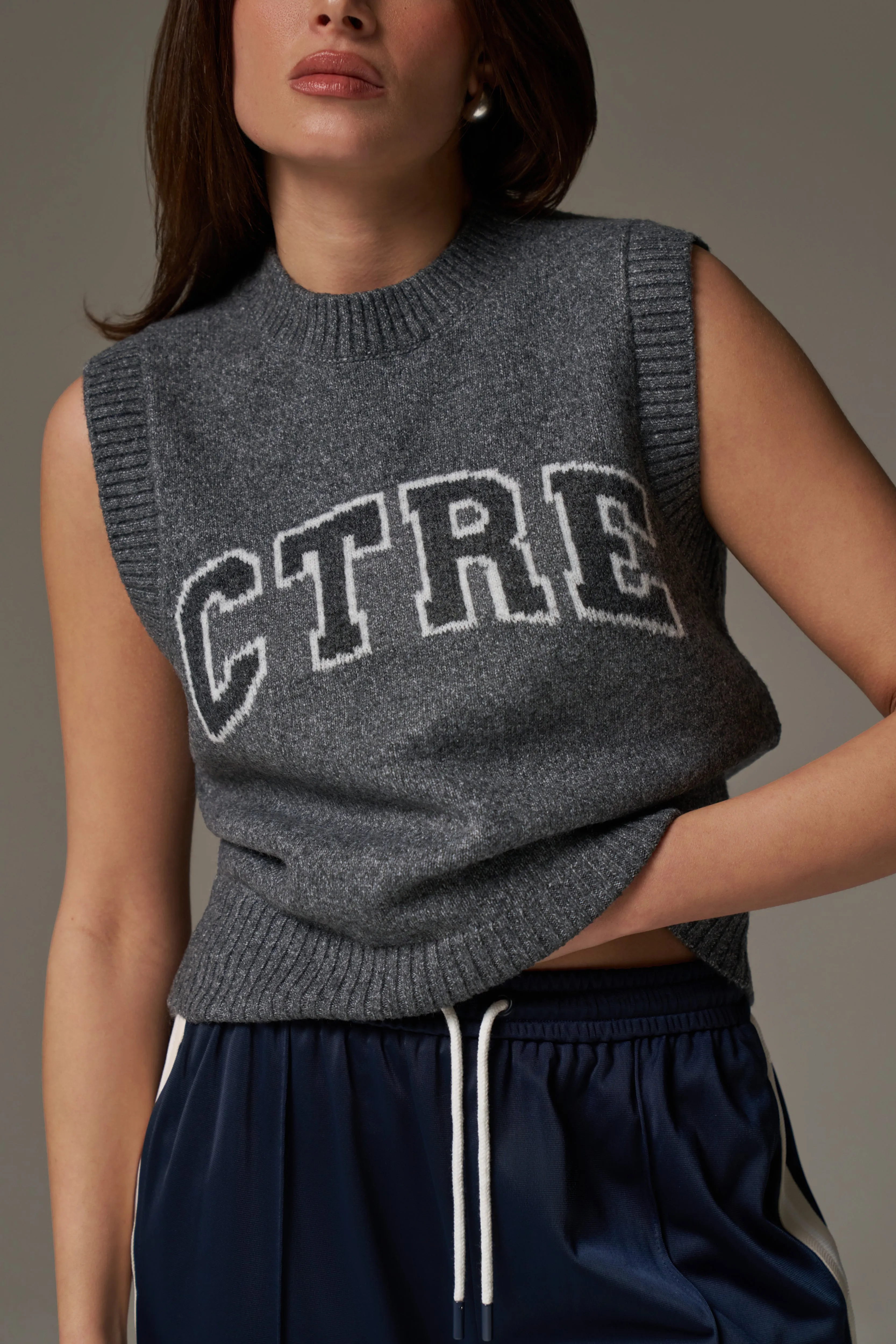 CTRE KNITTED VEST - GREY
