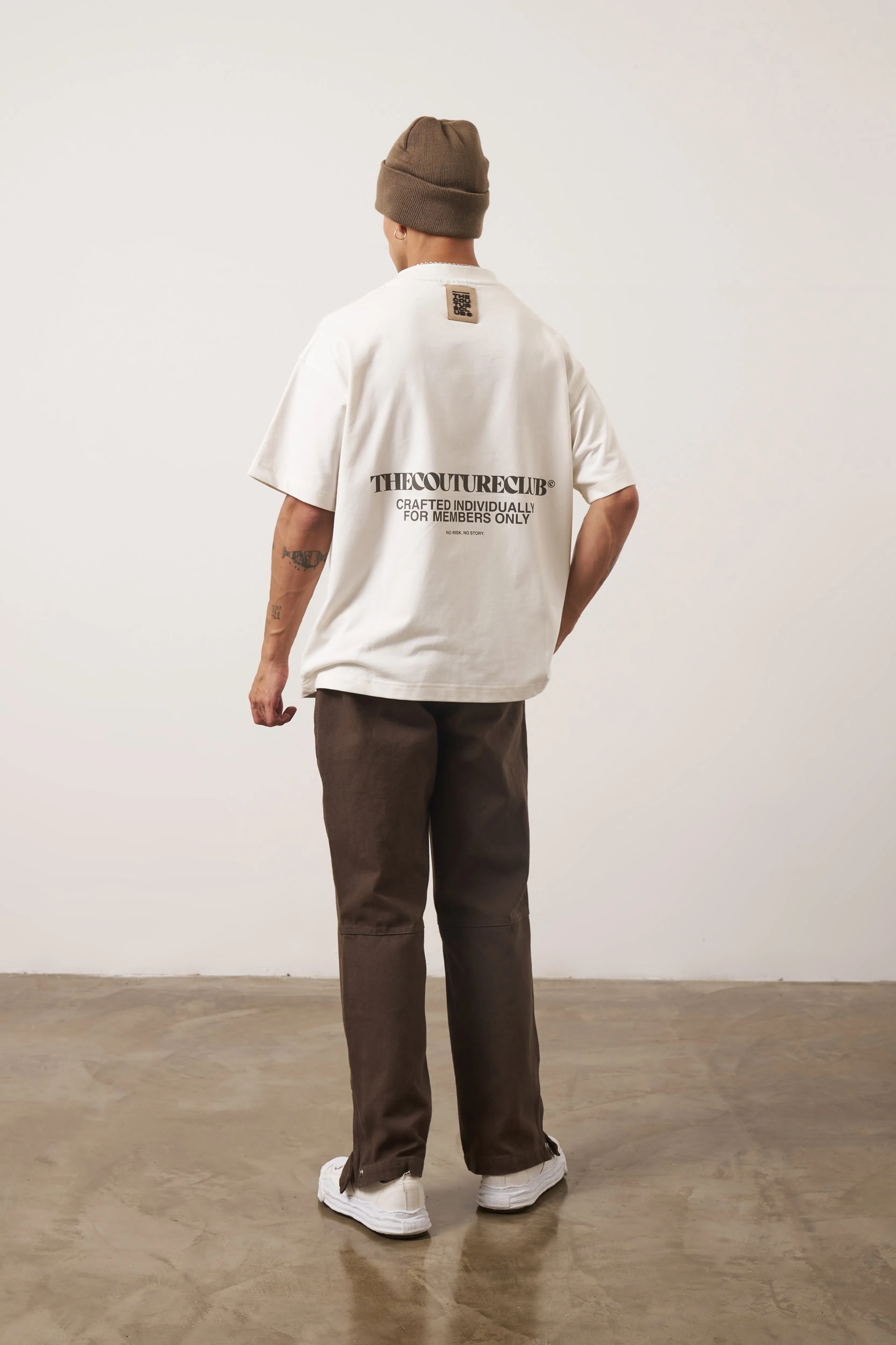 HEAVYWEIGHT COPYRIGHT T-SHIRT - OFF WHITE