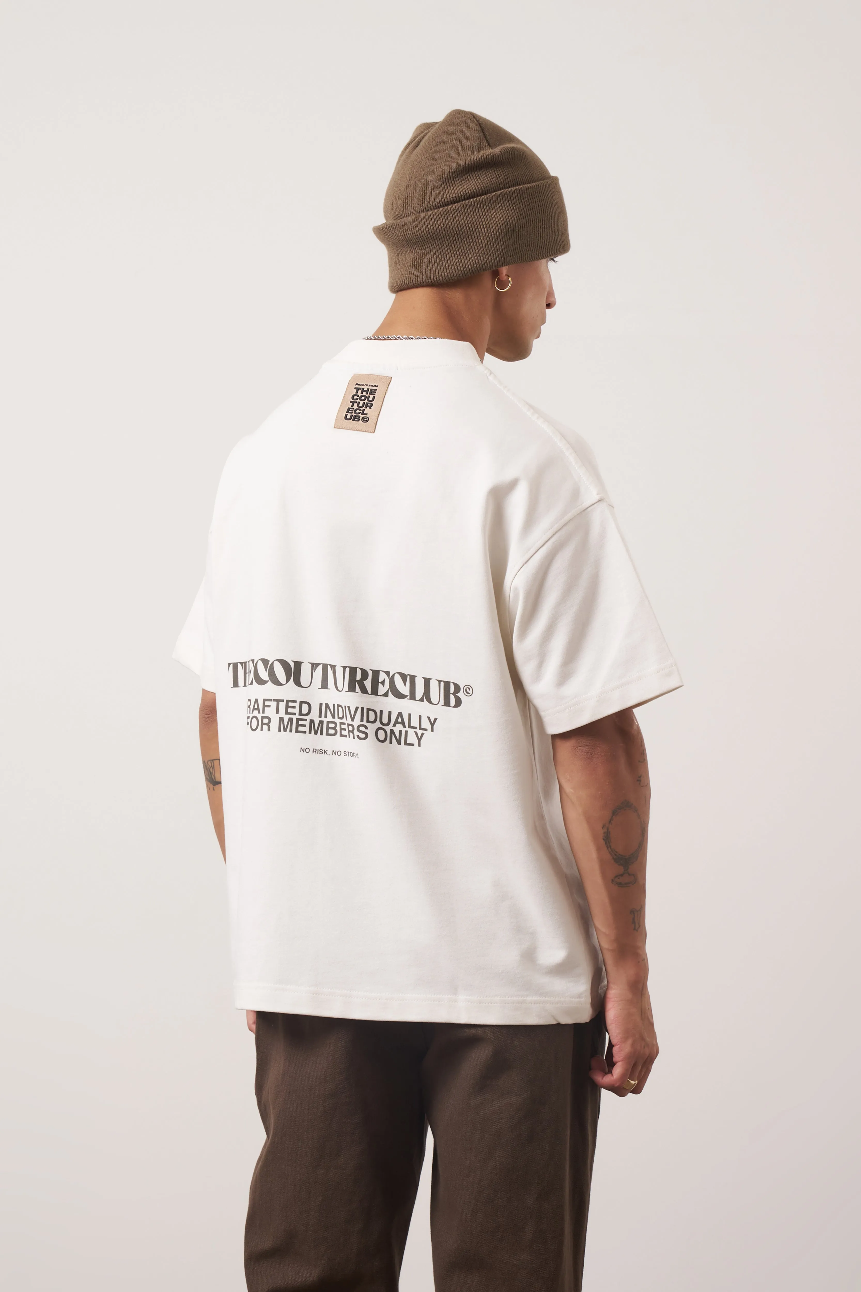 HEAVYWEIGHT COPYRIGHT T-SHIRT - OFF WHITE