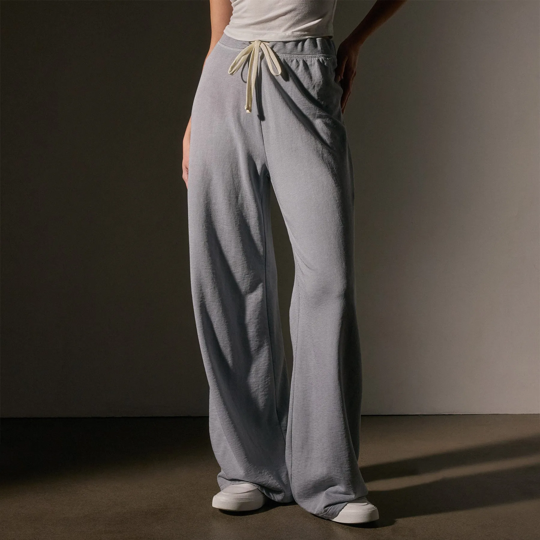 Wide Leg Sweatpant - Grey Sky Pigment